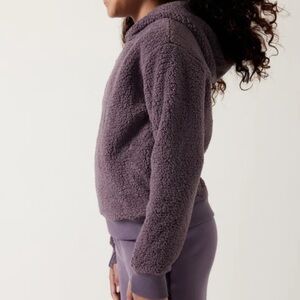 Athleta Girl Sherpa Sweater In Exellent Condition